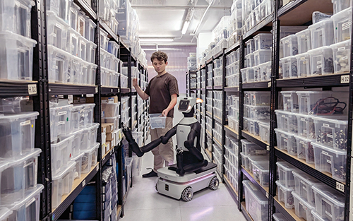 Service robots are experiencing a global growth boom