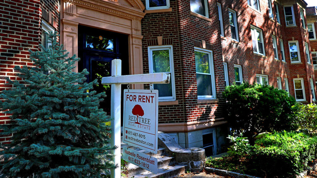 Apartment rents fall further and vacancy rates reach record highs