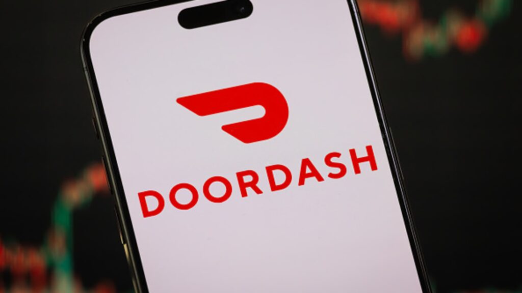 DoorDash stock rises as investment cycle shows signs of payoff