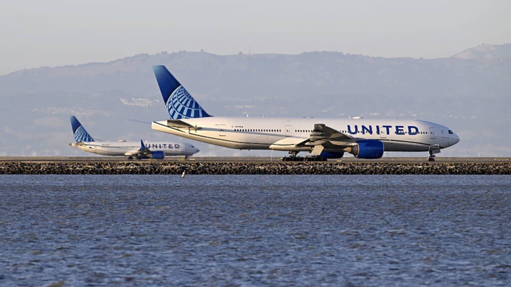 United Airlines MileagePlus update: Fewer benefits for non-cardholders