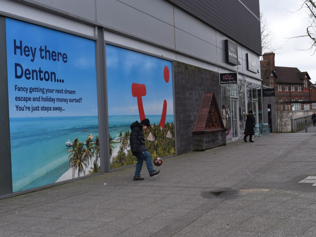 Manchester Muslim voters crucial in UK election showdown | Politics
